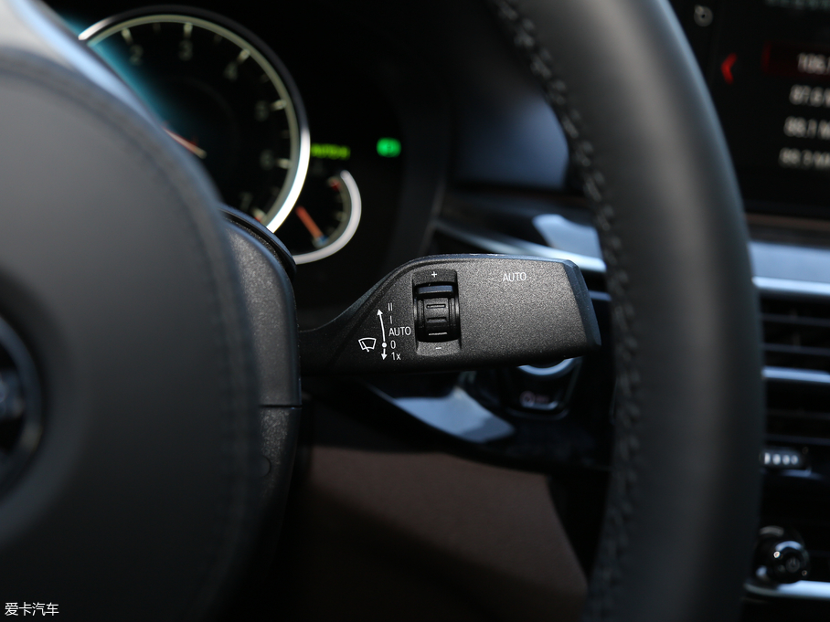 2018R6ϵGT 640i xDrive M\b