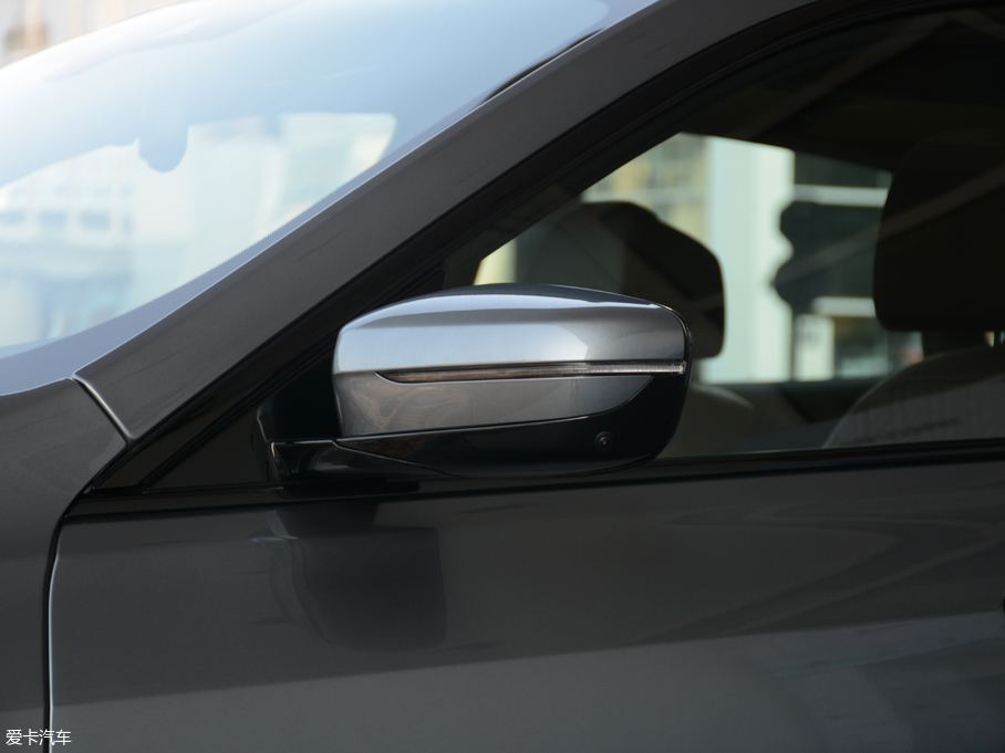 2018R6ϵGT 640i xDrive M\b