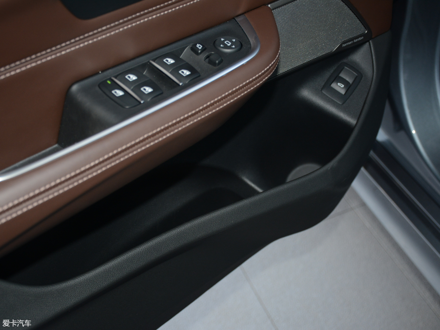 2018R6ϵGT 640i xDrive M\b