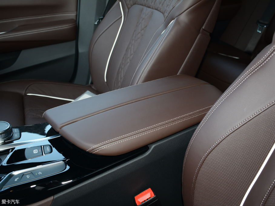 2018R6ϵGT 640i xDrive M\b