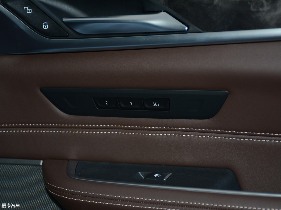 2018R6ϵGT 640i xDrive M\b