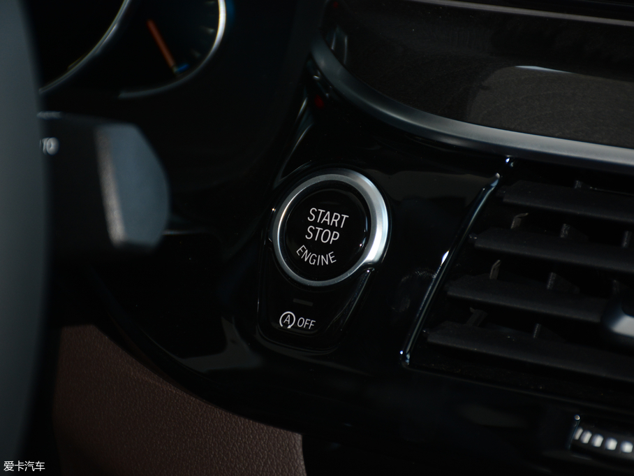 2018R6ϵGT 640i xDrive M\b