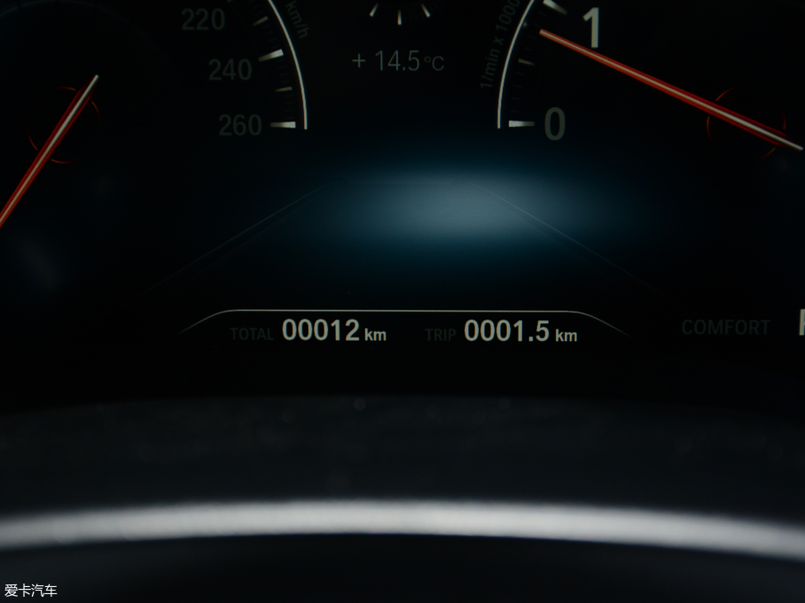 2018R6ϵGT 640i xDrive M\b