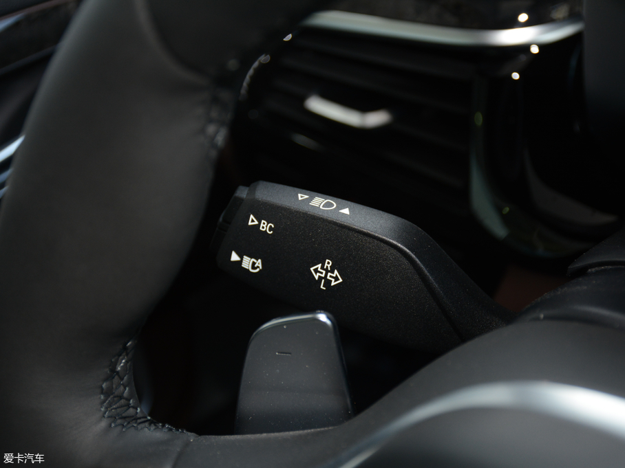 2018R6ϵGT 640i xDrive M\b