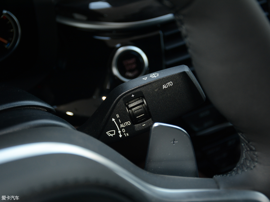 2018R6ϵGT 640i xDrive M\b