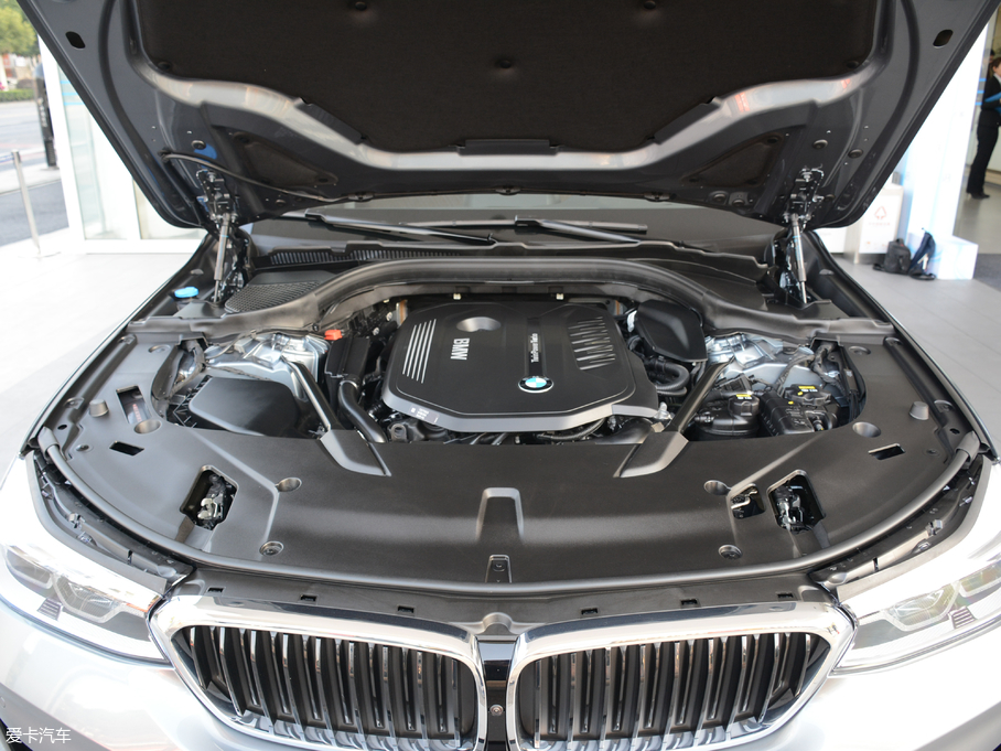 2018R6ϵGT 640i xDrive M\b