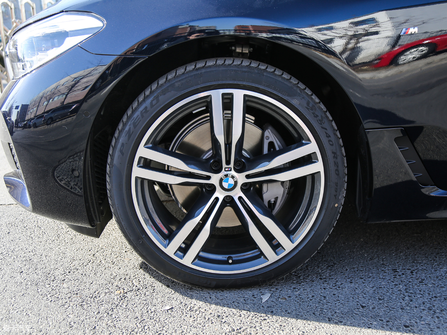 2018R6ϵGT 640i xDrive M\b