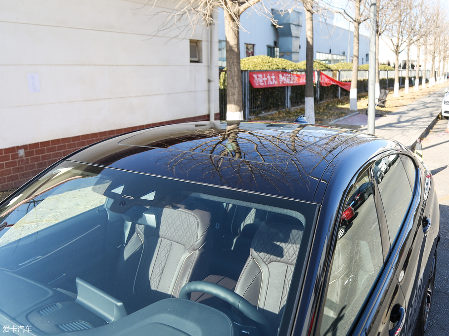 2018R6ϵGT 640i xDrive M\b