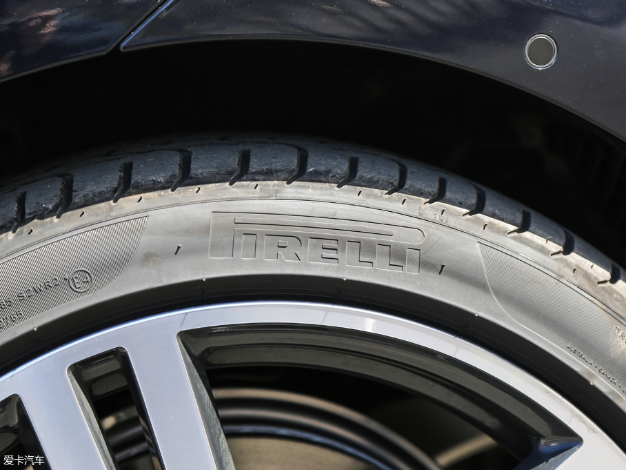 2018R6ϵGT 640i xDrive M\b