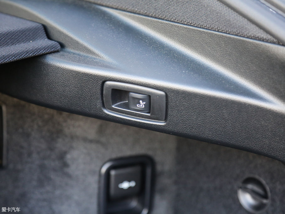 2018R6ϵGT 640i xDrive M\b