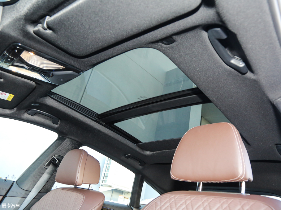 2018R6ϵGT 640i xDrive M\b