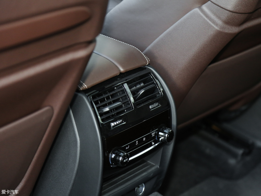 2018R6ϵGT 640i xDrive M\b