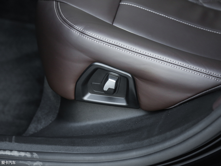 2018R6ϵGT 640i xDrive M\b