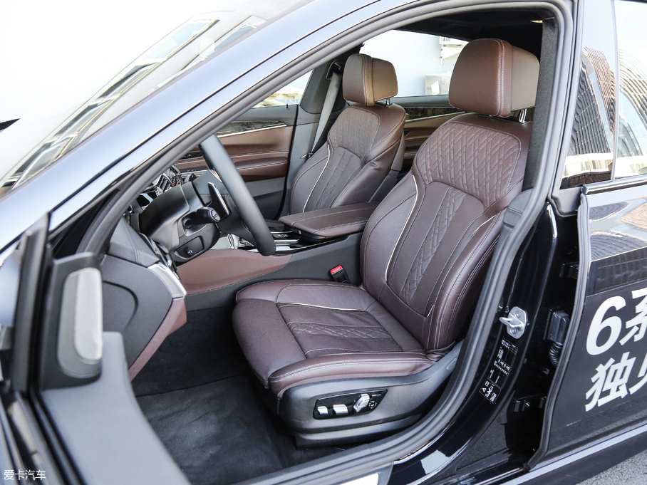 2018R6ϵGT 640i xDrive M\b