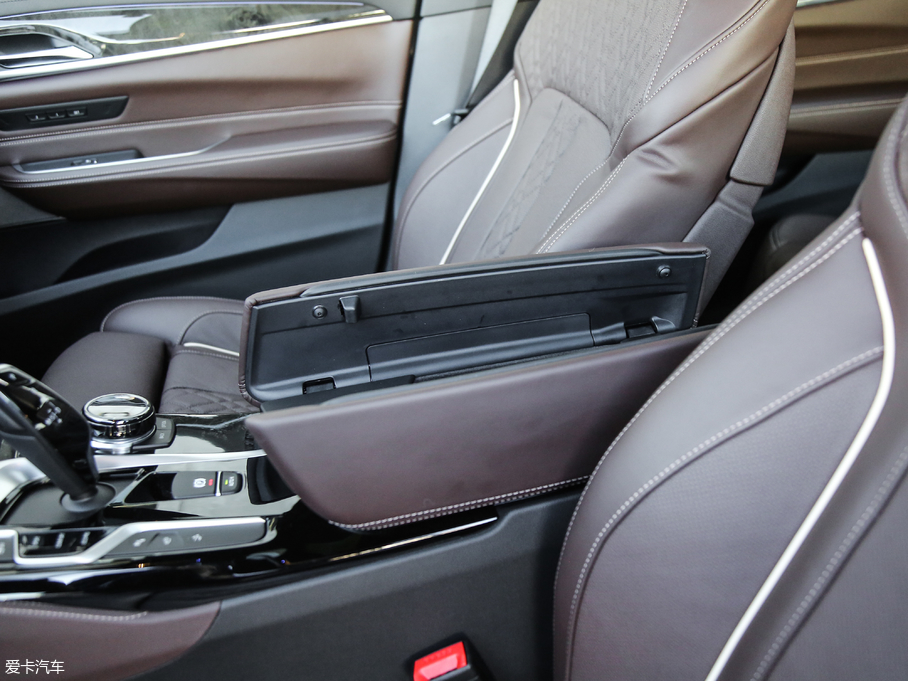 2018R6ϵGT 640i xDrive M\b