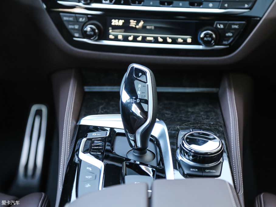 2018R6ϵGT 640i xDrive M\b