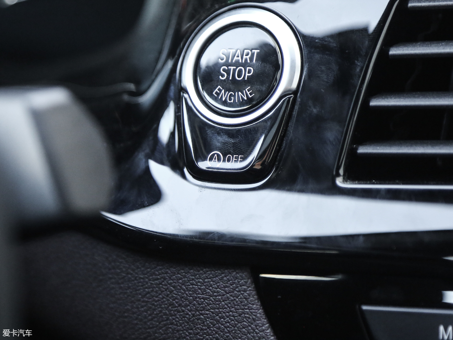 2018R6ϵGT 640i xDrive M\b