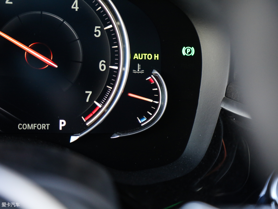 2018R6ϵGT 640i xDrive M\b