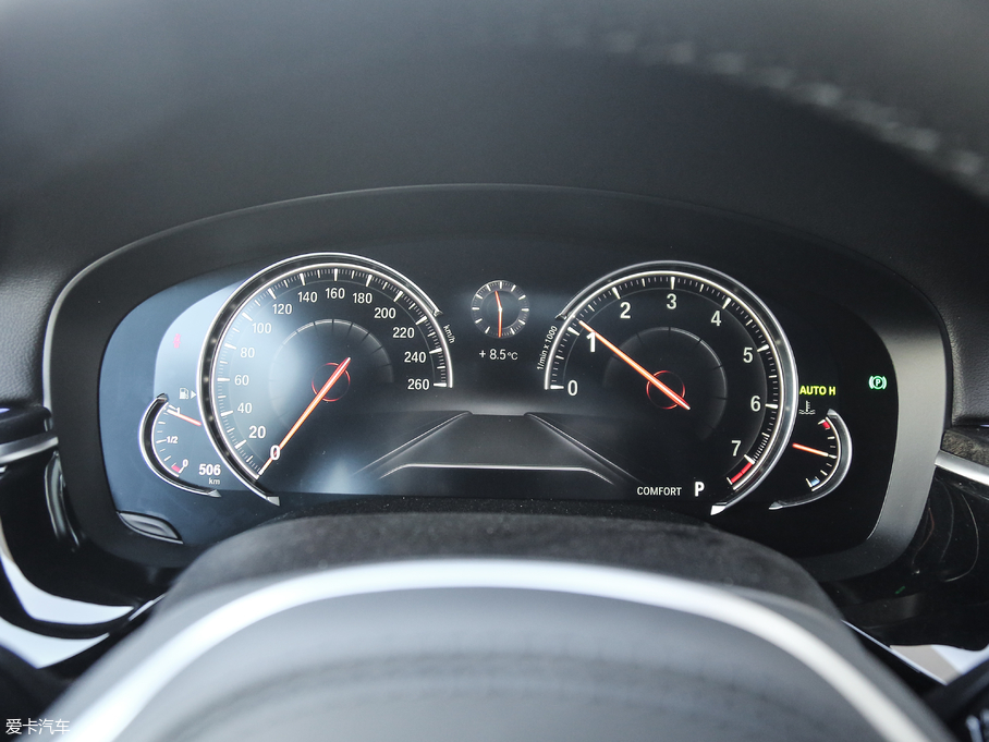 2018R6ϵGT 640i xDrive M\b