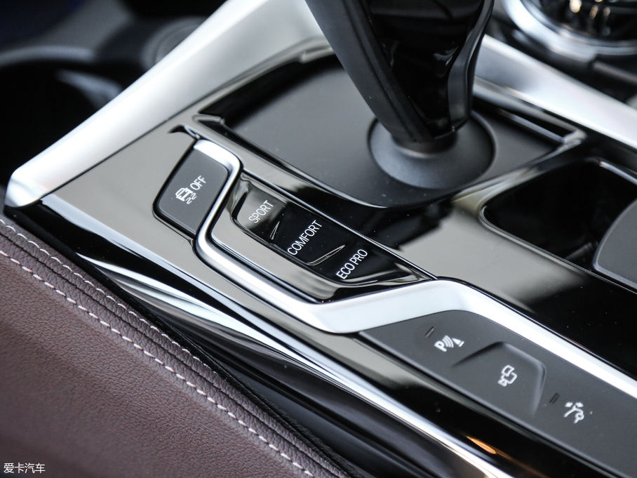 2018R6ϵGT 640i xDrive M\b