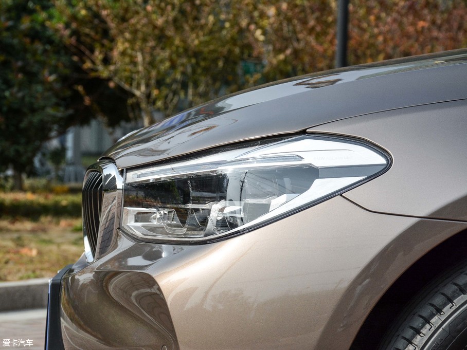 2018R6ϵGT 630i AOӋb