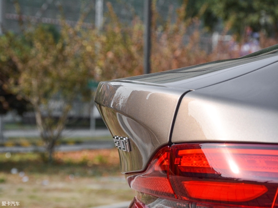 2018R6ϵGT 630i AO(sh)Ӌ(j)b