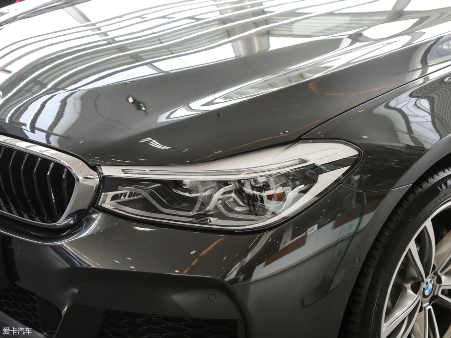 2018R6ϵGT 630i M\b