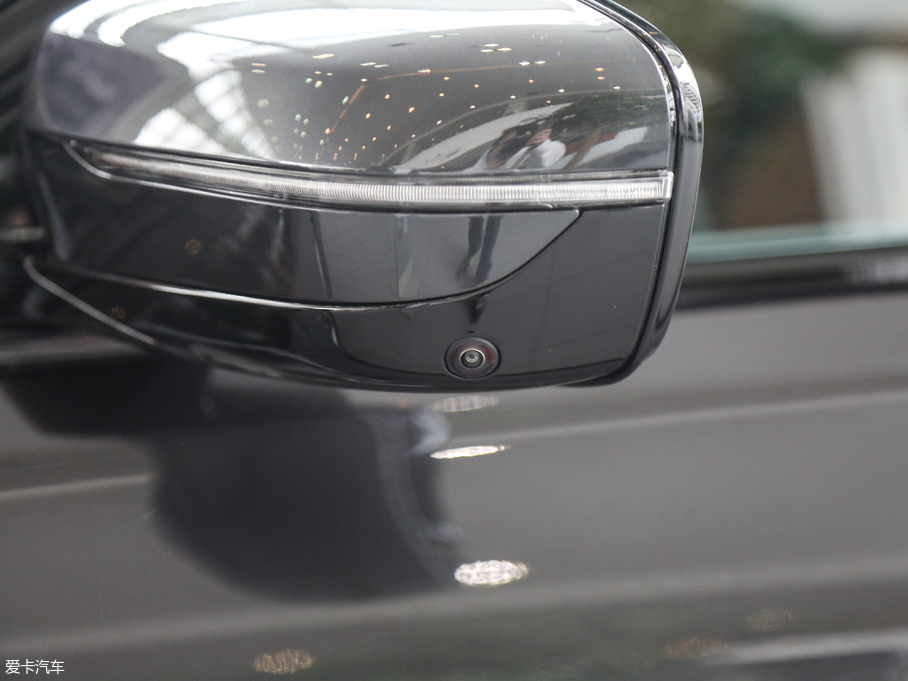 2018R6ϵGT 630i M\b