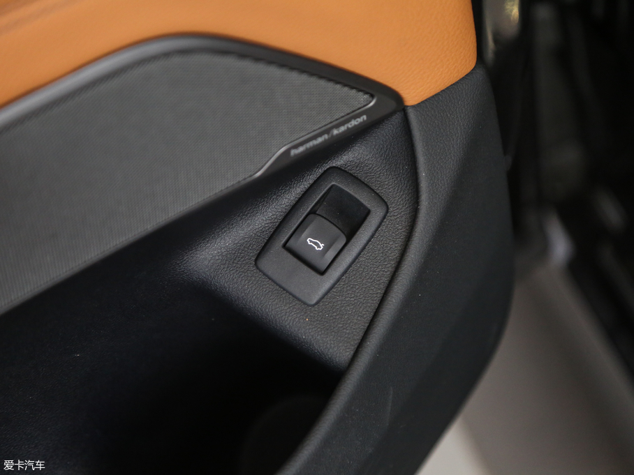 2018R6ϵGT 630i M\b