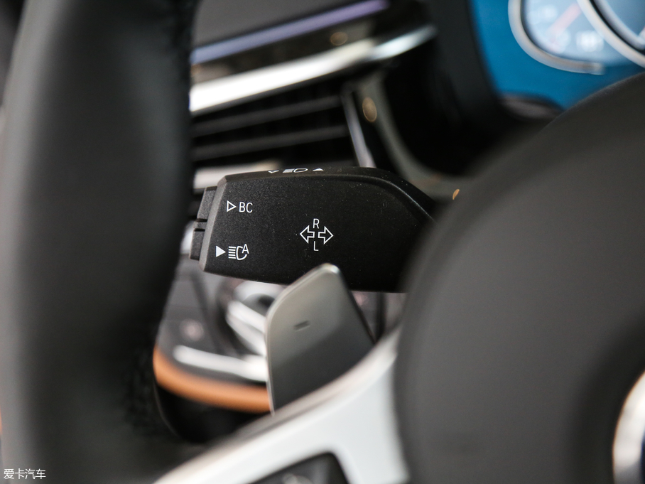 2018R6ϵGT 630i M\b