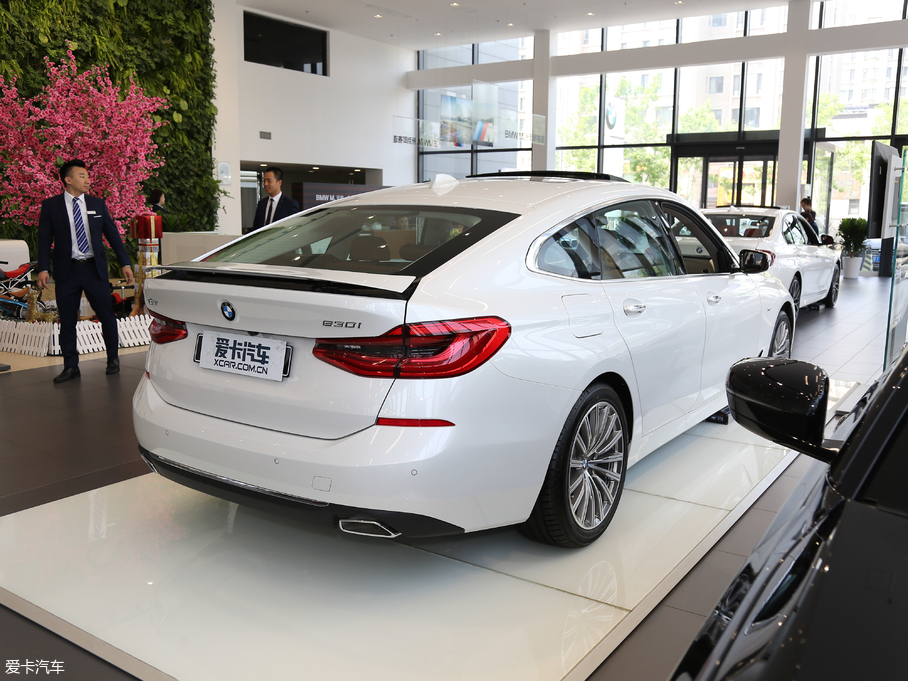 2018R6ϵGT 630i AOӋb