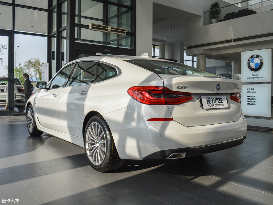 2018R6ϵGT 630i AOӋb