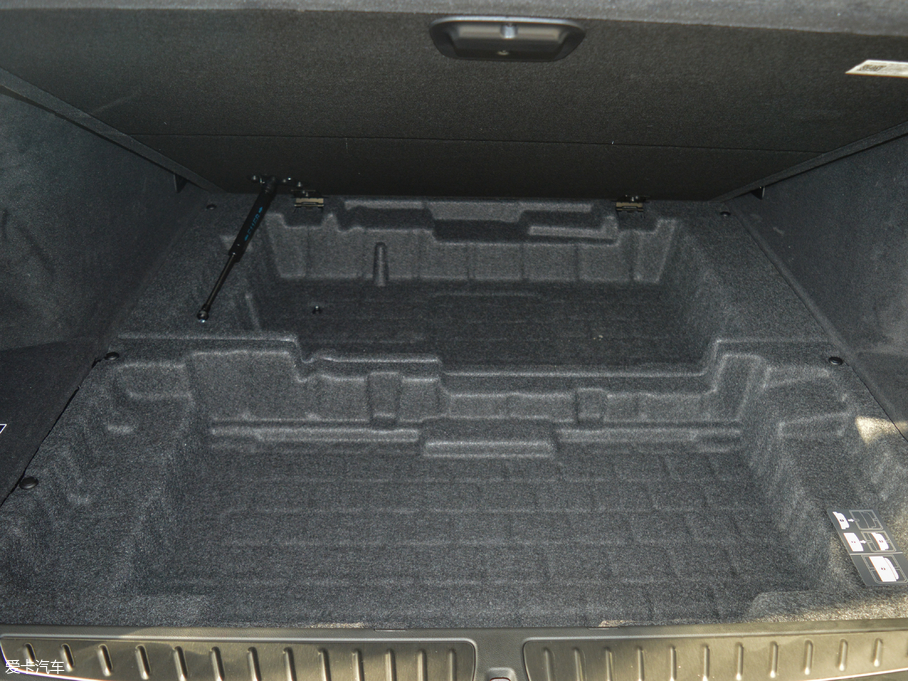 2018R6ϵGT 630i AO(sh)Ӌb