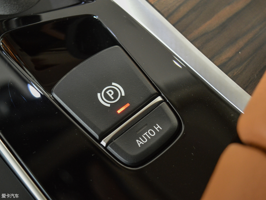 2018R6ϵGT 630i AO(sh)Ӌb