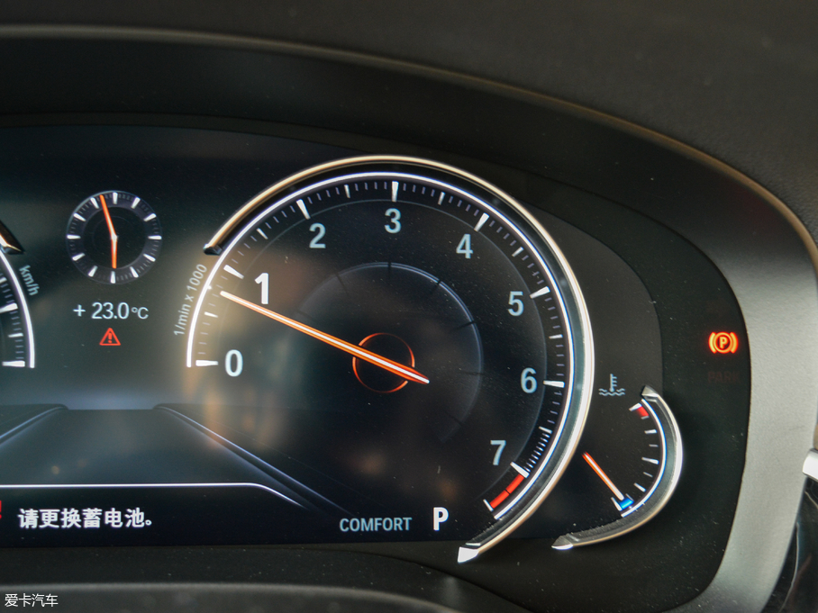 2018R6ϵGT 630i AOӋb