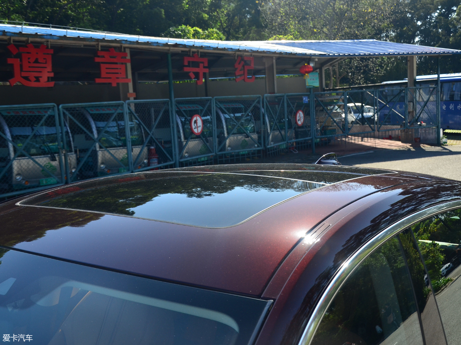 2018R6ϵGT 630i AOӋb