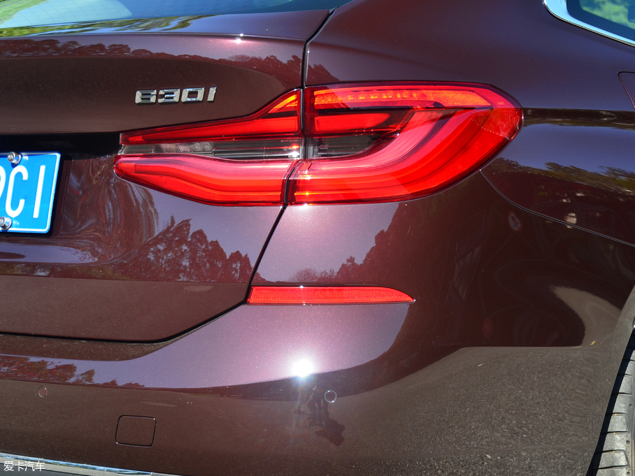 2018R6ϵGT 630i AOӋb