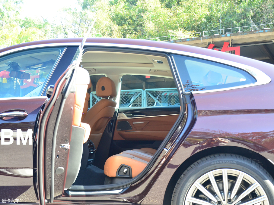 2018R6ϵGT 630i AOӋb