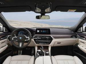 2018640i xDrive п؅^