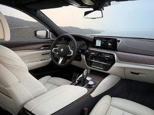 2018640i xDrive п؅^