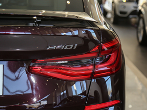 2018640i xDrive M\b β