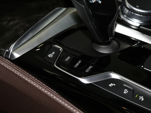 2018640i xDrive M\b п؅^