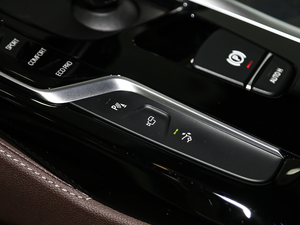 2018640i xDrive M\b п؅^