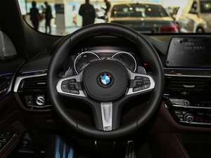 2018640i xDrive M\b P