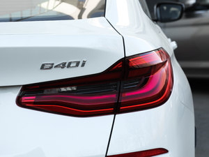 2018640i xDrive M\b β