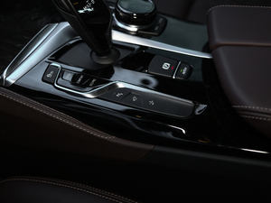 2018640i xDrive M\(yn)(dng)b п؅^(q)