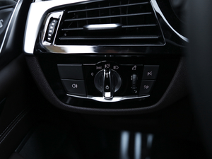 2018640i xDrive M\(yn)(dng)b п؅^(q)