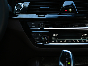 2018640i xDrive M\(yn)(dng)b п؅^(q)