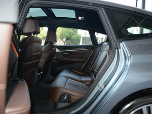 2018640i xDrive M\b ſg