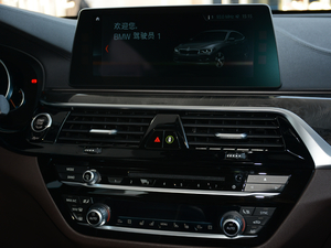 2018640i xDrive M\b {L